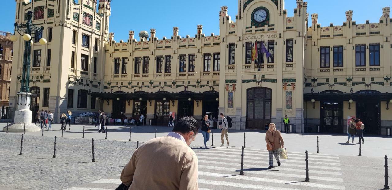 Edificio Tiziano Mercado Central Valensiya Dış mekan fotoğraf
