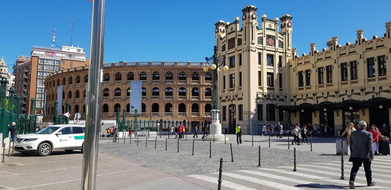 Edificio Tiziano Mercado Central Valensiya Dış mekan fotoğraf
